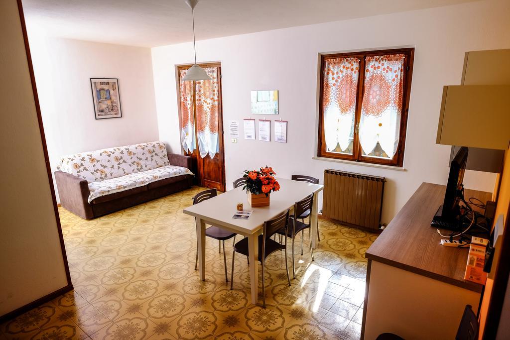Residence Ai Tovi Bezzecca Buitenkant foto
