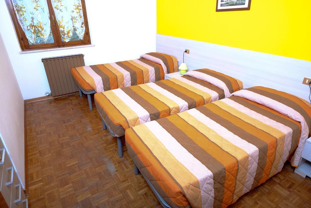 Residence Ai Tovi Bezzecca Buitenkant foto